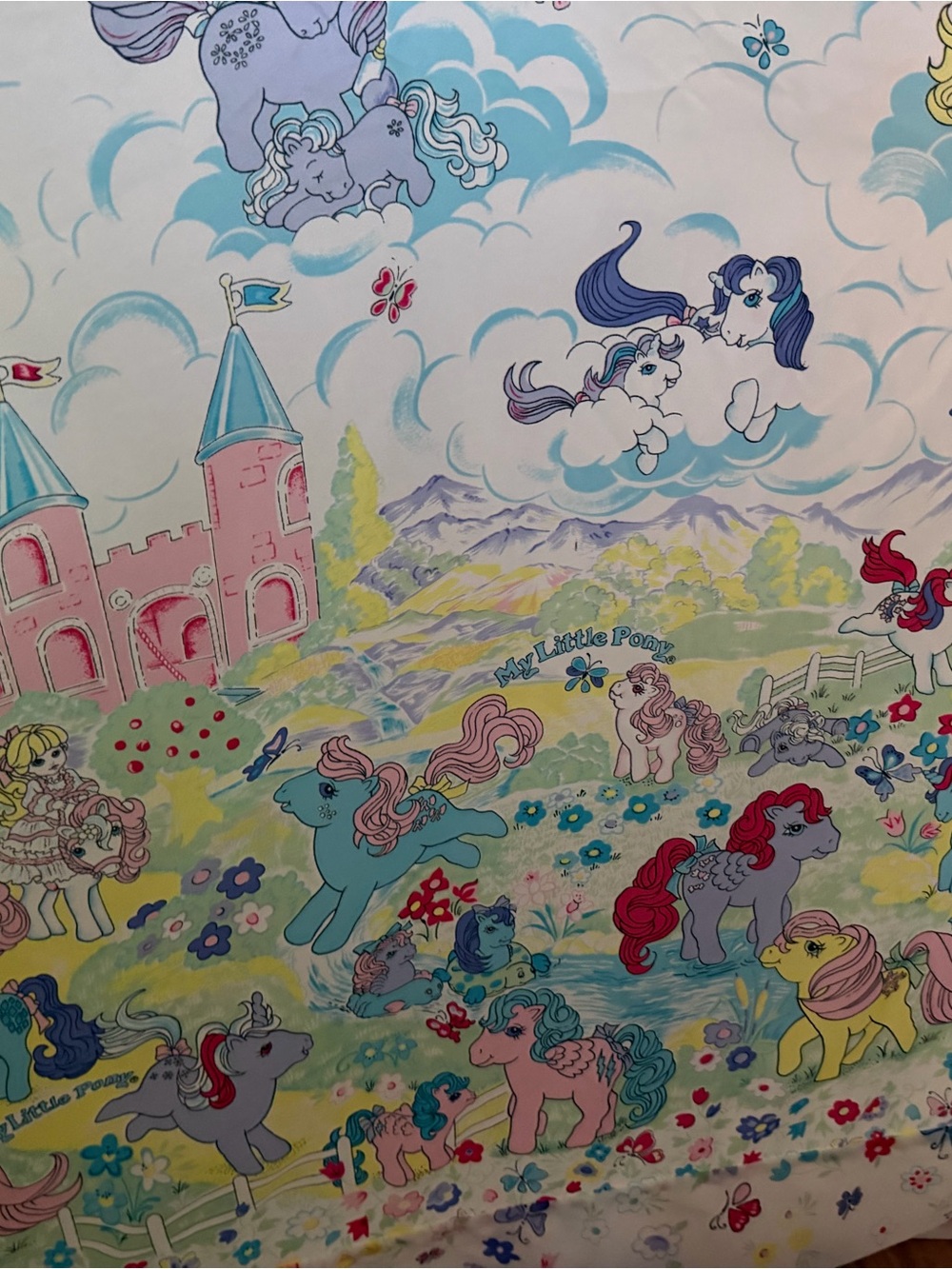 Vintage My Little Pony Pastel Castle & Ponies twin bed tent - Pink, Blue, Yellow - Picture 2 of 8